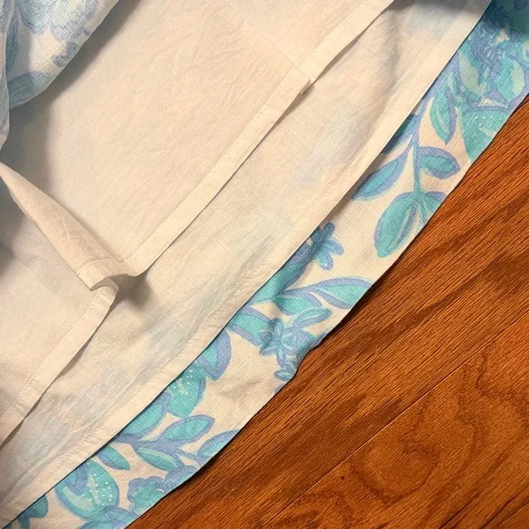Lilly Pulitzer Blue and White Patterned linen Dress - Picture 5 of 7